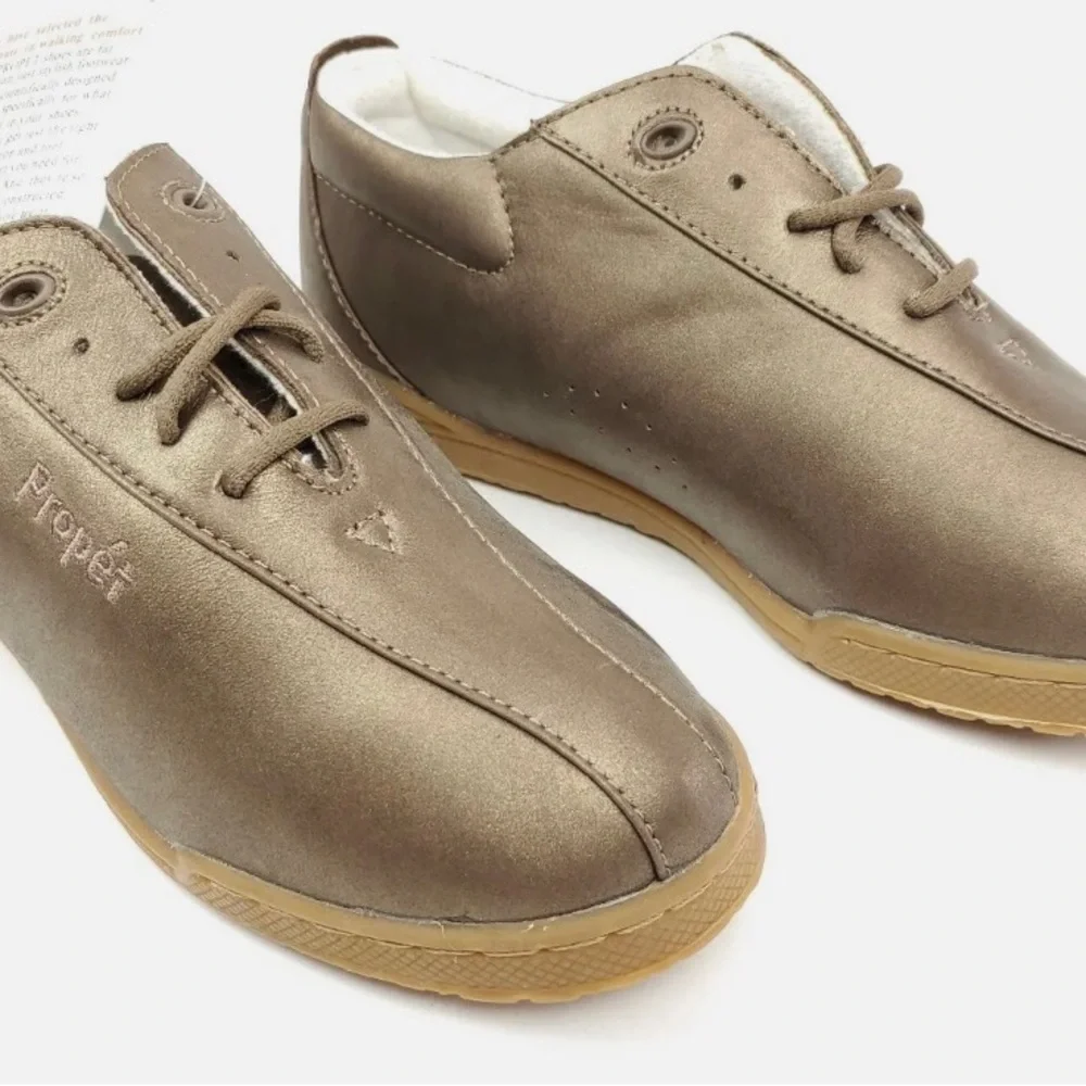 Propet  W3606 bronze Firefly lace up comfrt snkrs SIZE 9.5N metallic